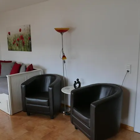 Lucy's Haus - Apartment Schonenberg